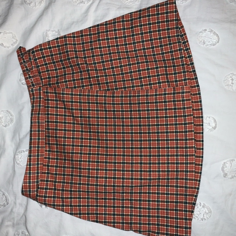 TRADE W @mirandaamgarcia